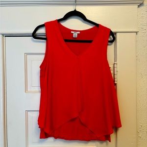 Flowy two layered red v-neck tank
